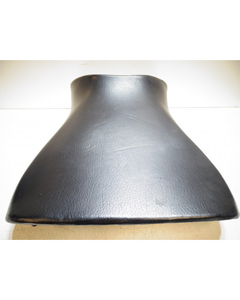 Yamaha YZF1000R Thunderace, sadel