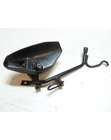 Yamaha YZF1000R Thunderace, saddellåskåpa