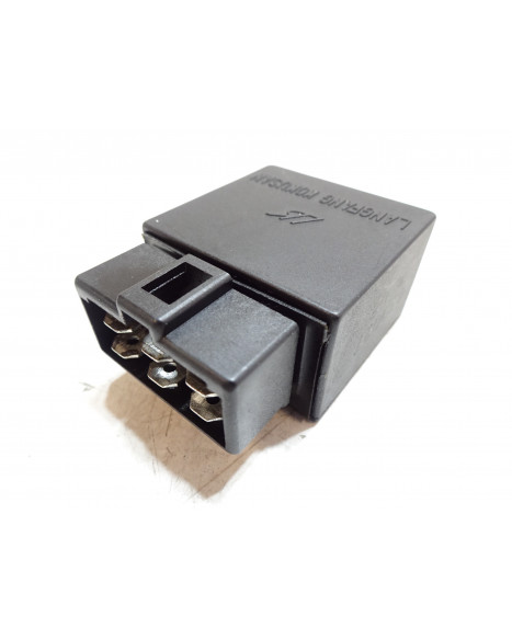 Vespa LX 50, startrelä