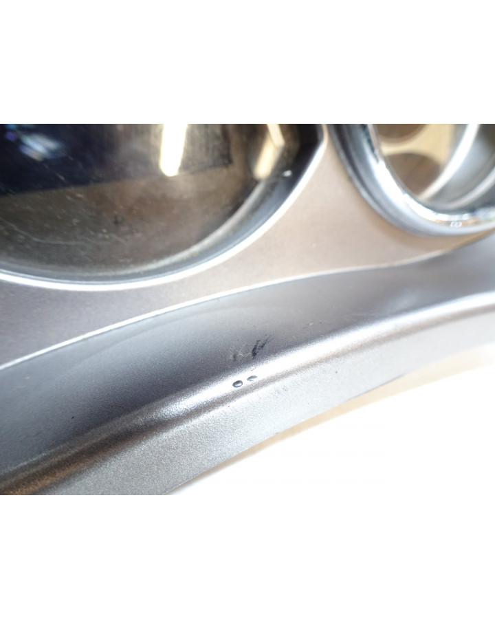 Ligier JS50, instrumentpanel