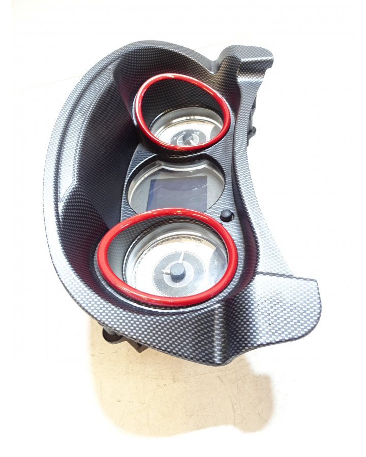 Ligier JS50, instrumentpanel