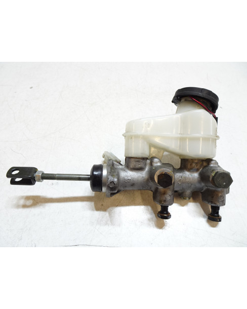 Ligier JS50/IXO, huvudbromscylinder