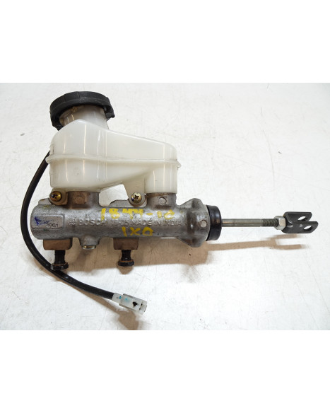 Ligier JS50/IXO, huvudbromscylinder