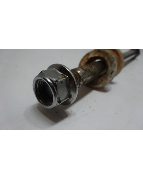 KSR Moto TR 50 SM, hjulaxel bak 2