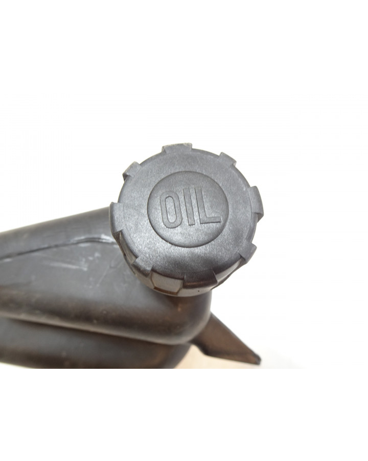 Piaggio Ape, oljetank