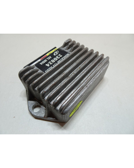 Piaggio Ape, voltregulator