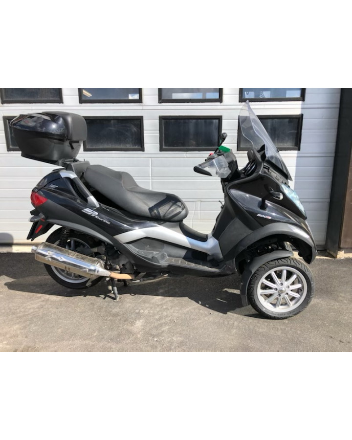 Piaggio MP3 500