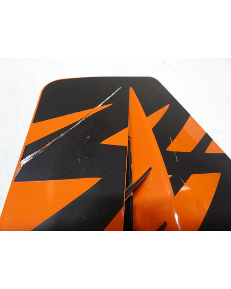 Peugeot Speedfight 3, nedre sidokåpa fram höger