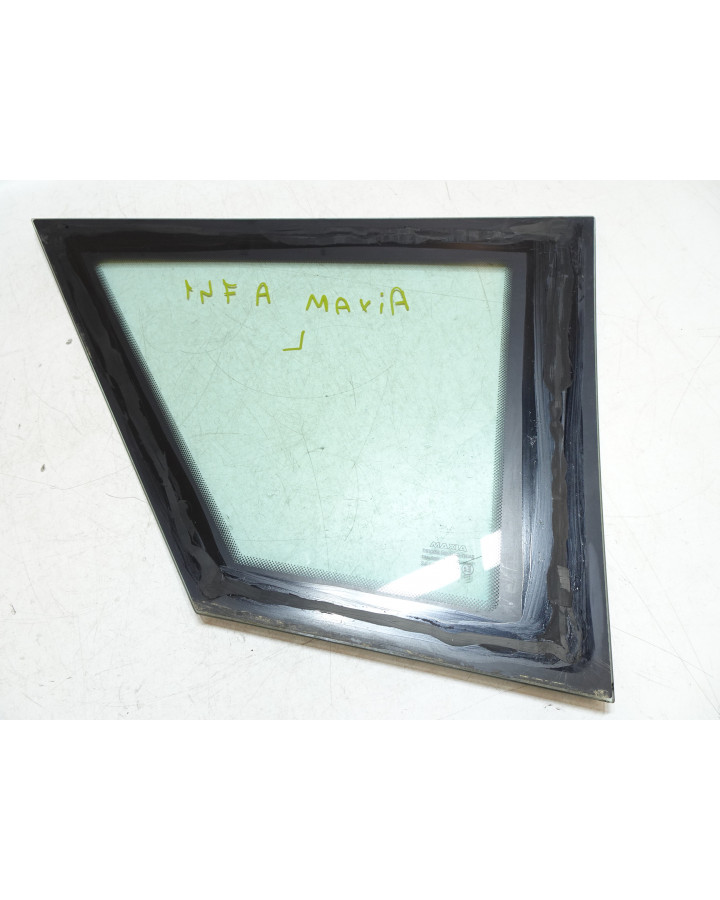 Aixam A741, bakre sidoruta vänster