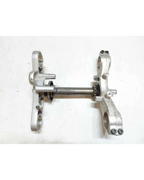 Yamaha YZF1000R Thunderace, styrkrona