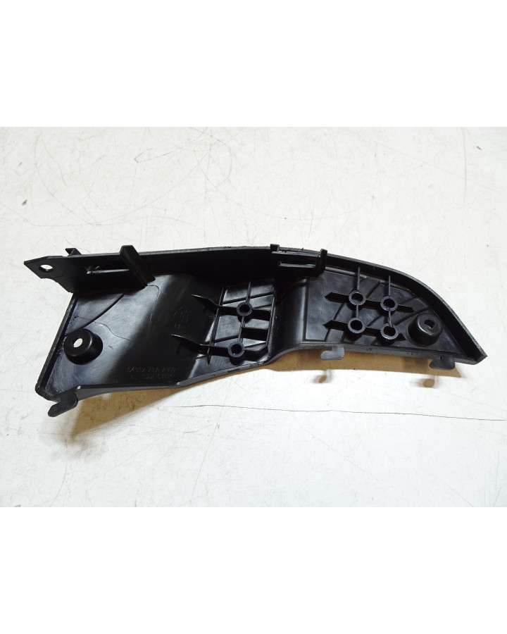 Sym Fiddle, passagerarfotplatta vänster