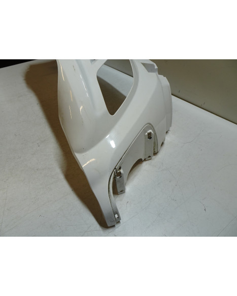 Sym Fiddle, bakre sidokåpa vänster