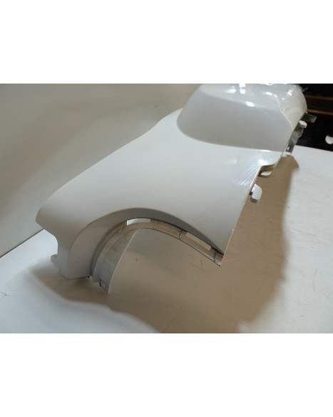 Sym Fiddle, bakre sidokåpa vänster