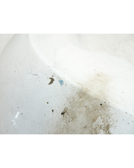 Sym Fiddle, undre frontkåpa