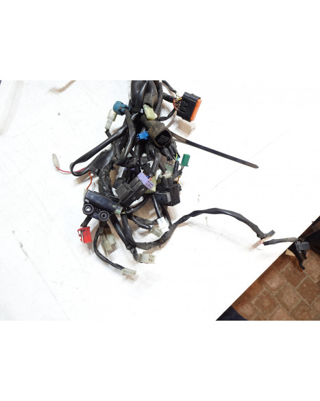 Yamaha YZF-R125, kabelhärva