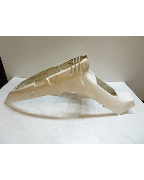 Suzuki CS 125, sadelkåpa nedre