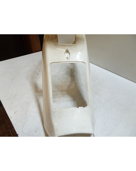 Suzuki CS 125, sadelkåpa nedre