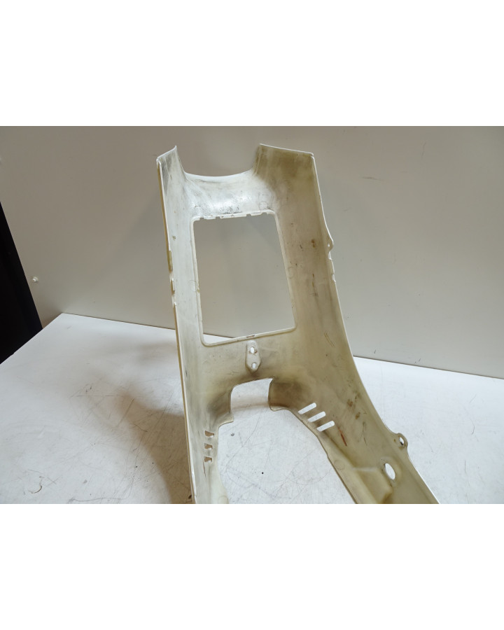 Suzuki CS 125, sadelkåpa nedre