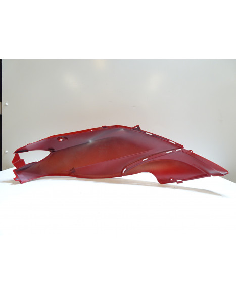 Piaggio Fly 50/125, bakre sidokåpa vänster