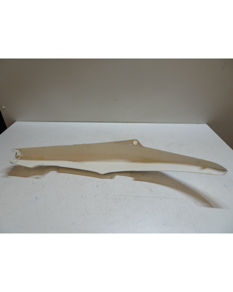 Piaggio NRG, bakre sidokåpa höger