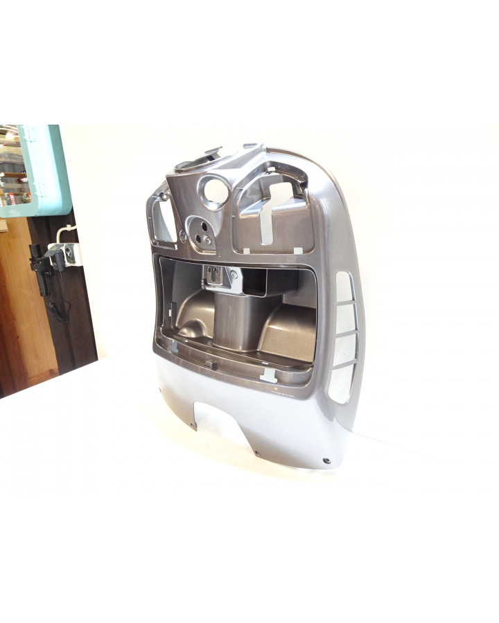 Vespa GTS 250, knäkåpa