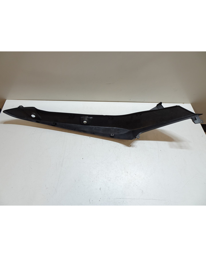 Gilera Nexus 500, bakre sidokåpa vänster