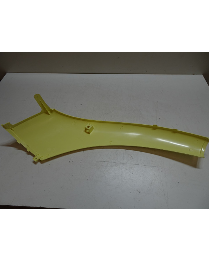 Piaggio Free, sidokåpa höger