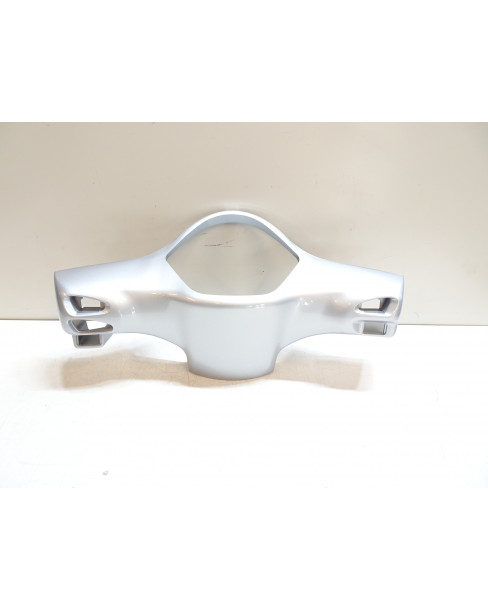 Vespa LX 50/125/150, bakre styrkåpa