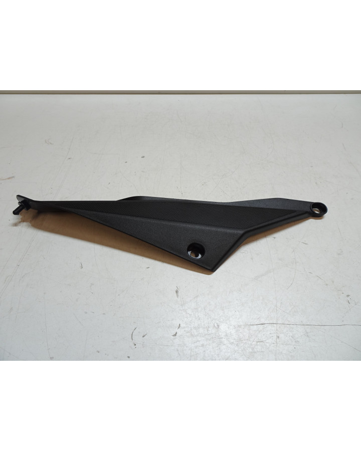 Derbi Senda, sidokåpa höger