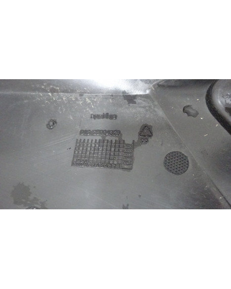 Derbi Senda, bakre sidokåpa vänster