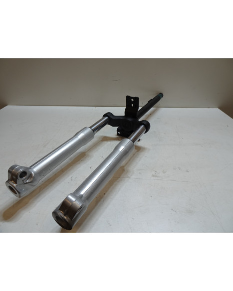 Piaggio Liberty, framgaffel