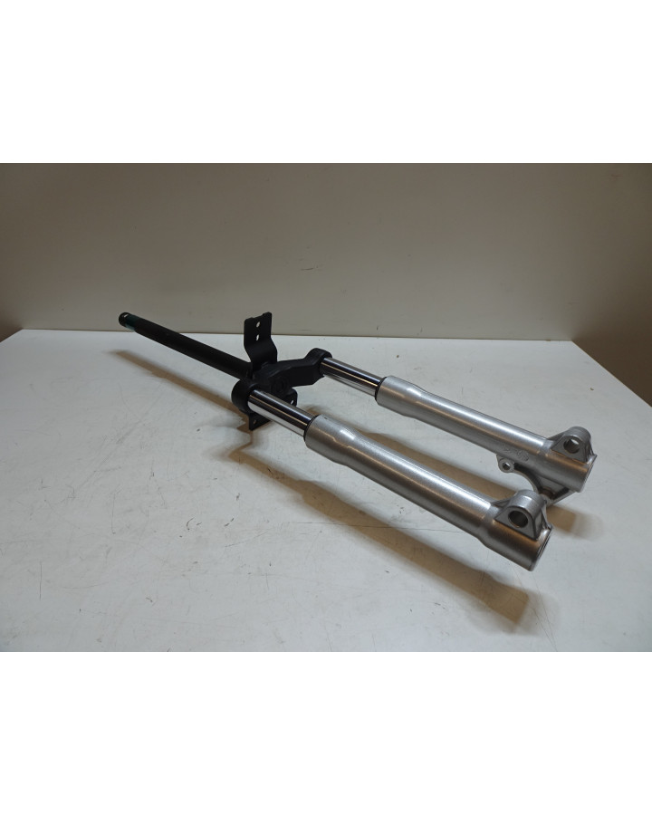 Piaggio Liberty, framgaffel