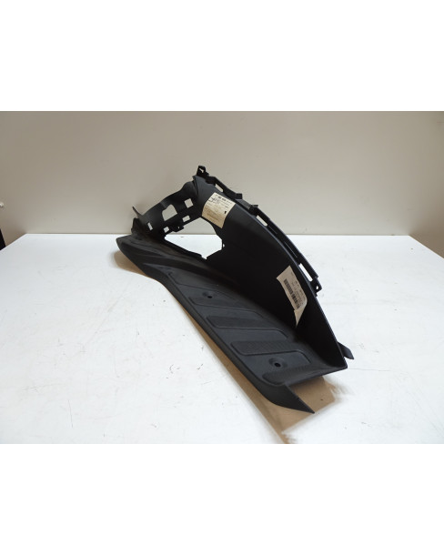Piaggio X7 125/250/300, fotplatta höger 2