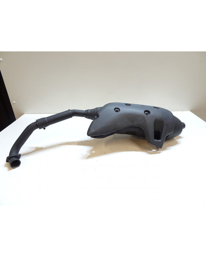 Gilera DNA 125, avgassystem