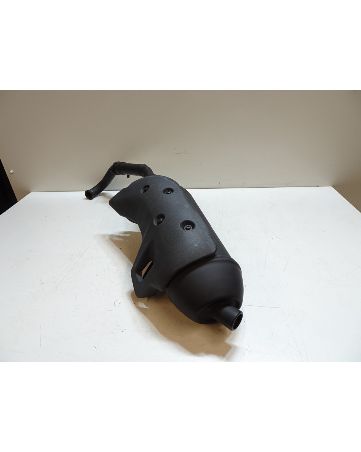 Gilera DNA 125, avgassystem
