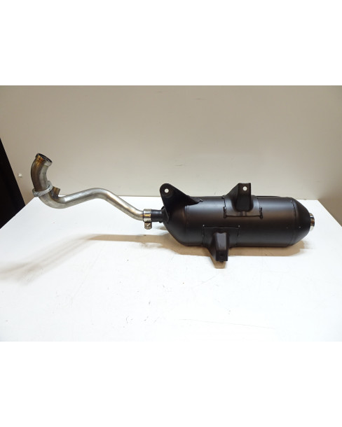 Piaggio X7 250, avgassystem 2