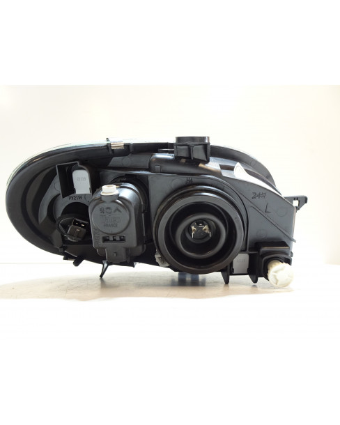 Ligier JS32, framlykta vänster 2