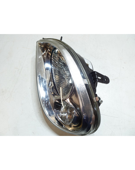 Ligier JS32, framlykta vänster