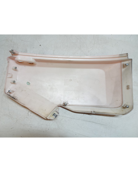 Drax Swift, bakre sidokåpa vänster