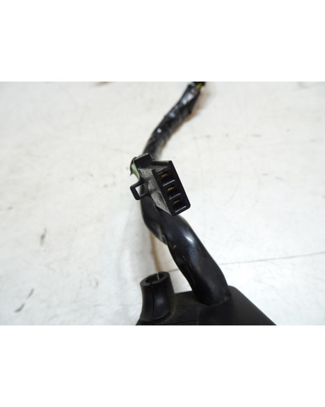 Kawasaki GPZ 750R, omkopplare vänster