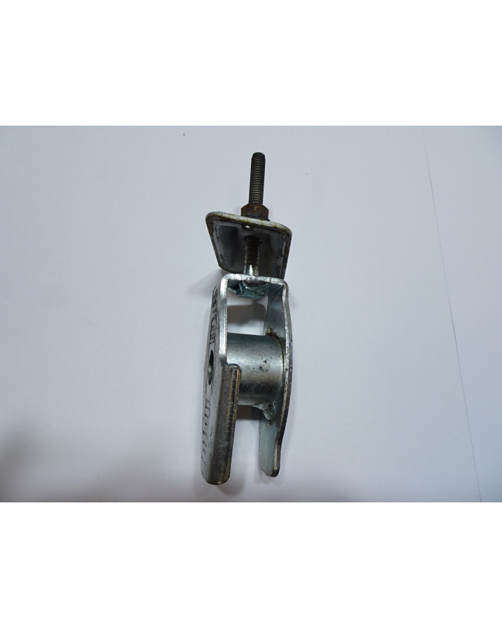 Honda CBR 125R, kedjesträckare