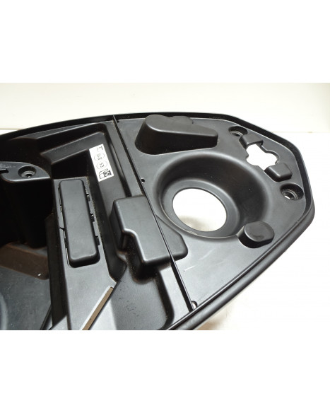 Peugeot Kisbee, sadellåda