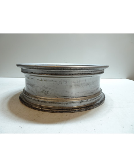 Piaggio MP3 500, bakfälg