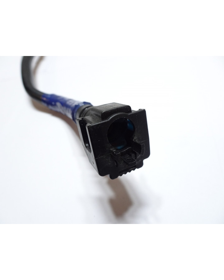 Yamaha XSR900, bränsleslang