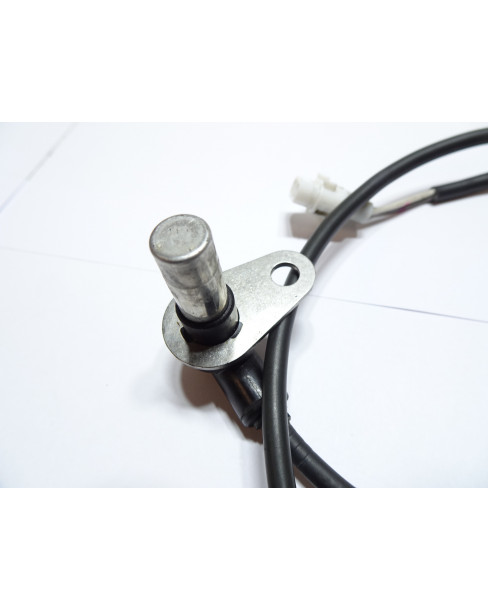 Yamaha XSR900, ABS-givare bak 2