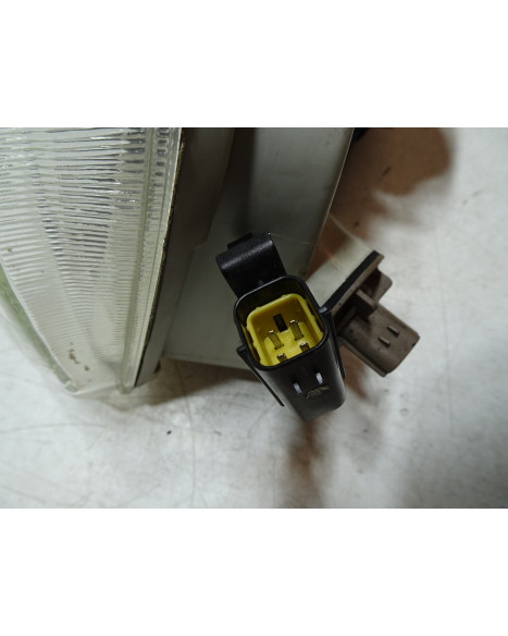 Ligier Nova, framlykta vänster