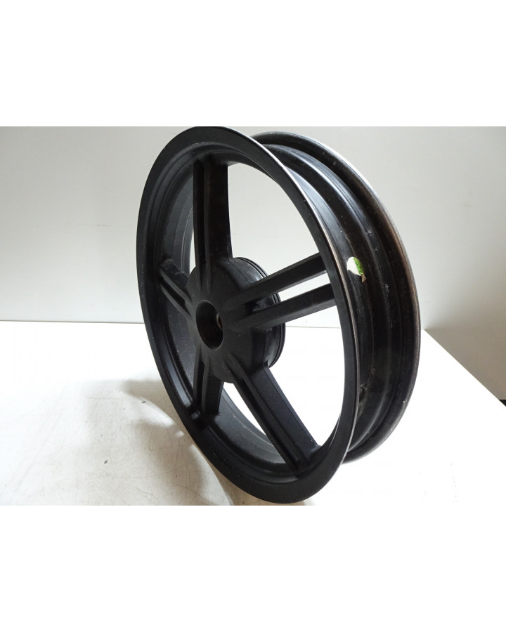 Kymco Super 8, bakfälg