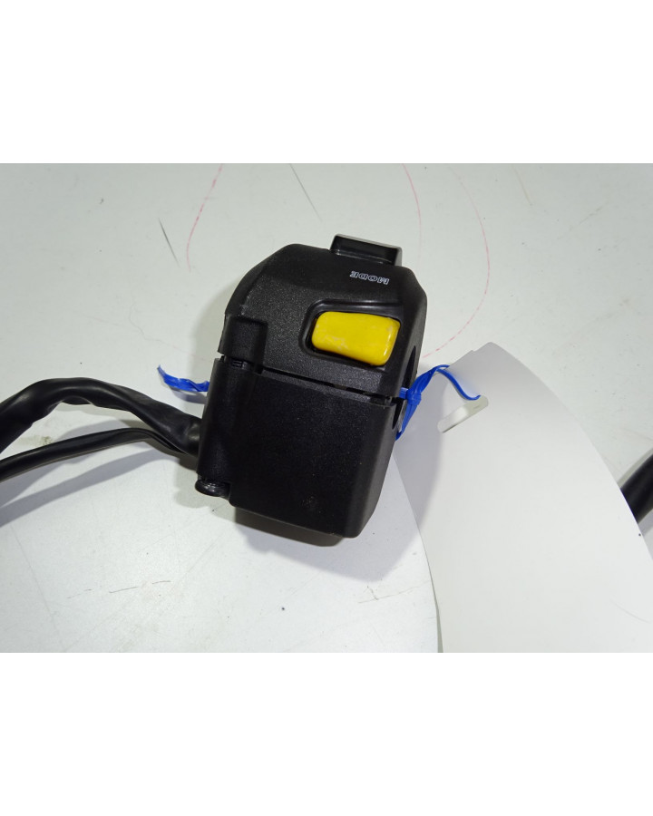 Aprilia SR50, omkopplare vänster