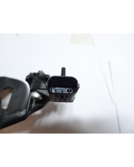 Yamaha Tenere 700, fäste