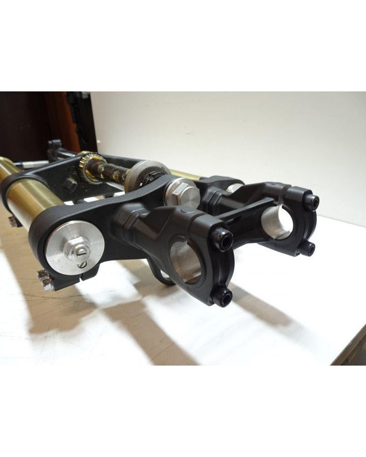 Yamaha Tenere 700, framgaffel